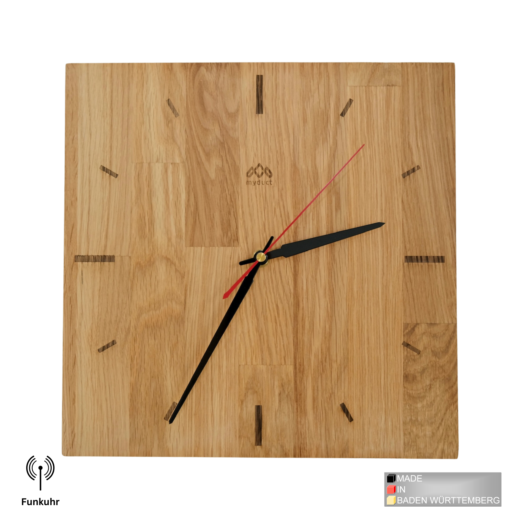 myduct Premium Funk-Wanduhr "Holzkreis" mit Gravur aus Eichenholz Ø 30cm, lautloses Uhrwerk für Wohnzimmer Schlafzimmer Küche